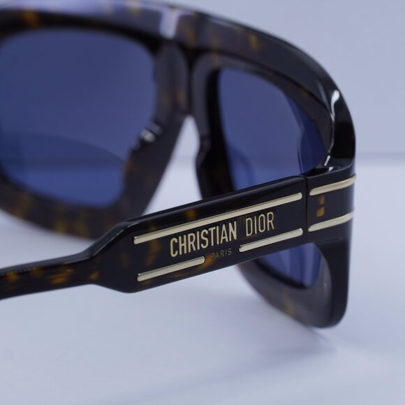 Final Price! Dior DIORSIGNATURE M1U 20B0 Sunglasses - Picture 5 of 10